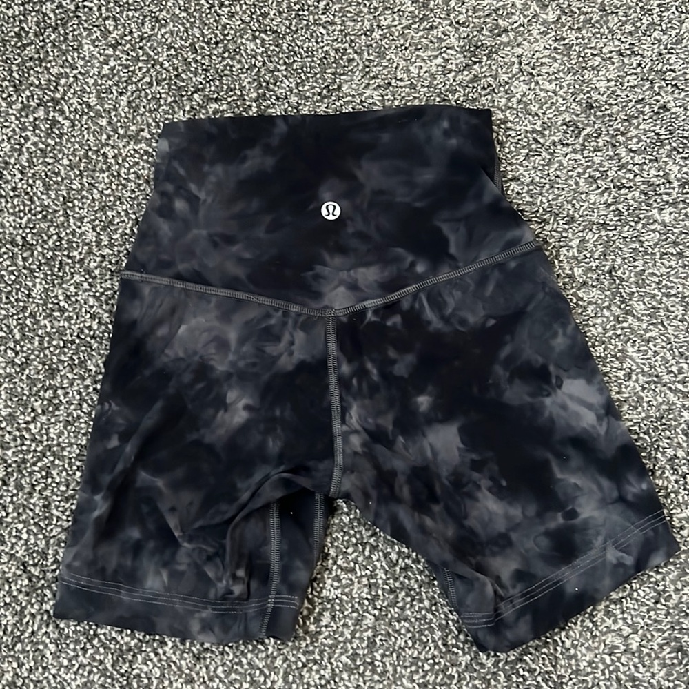 Lululemon align biker shorts size 2